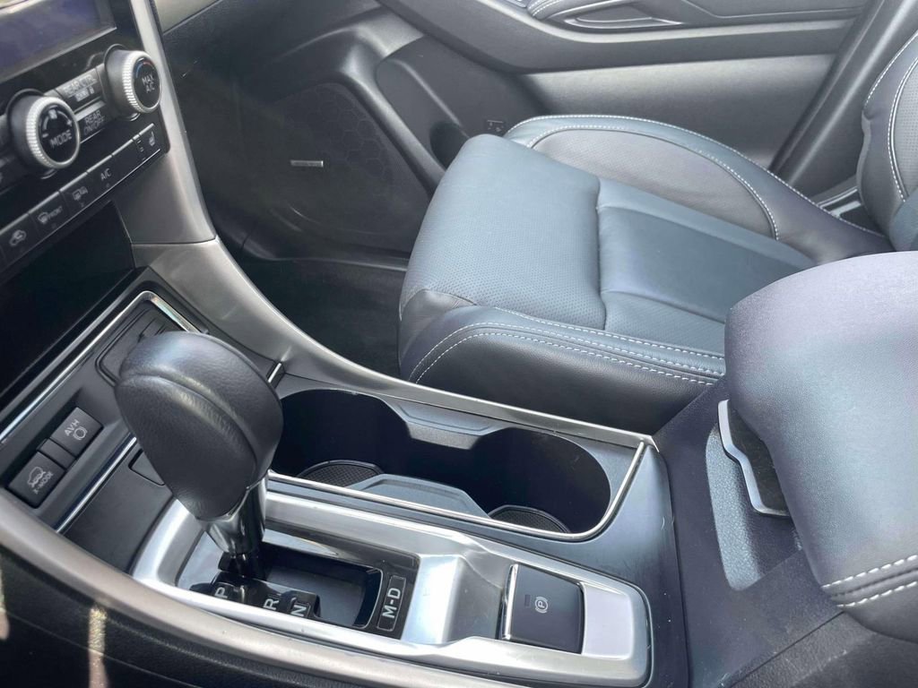 Used 2022 Subaru Ascent Limited w/ Technology Package image 30