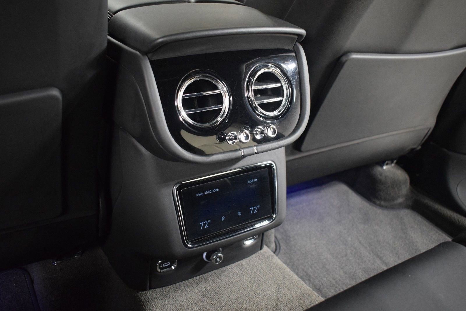 Certified 2024 Bentley Bentayga image 21