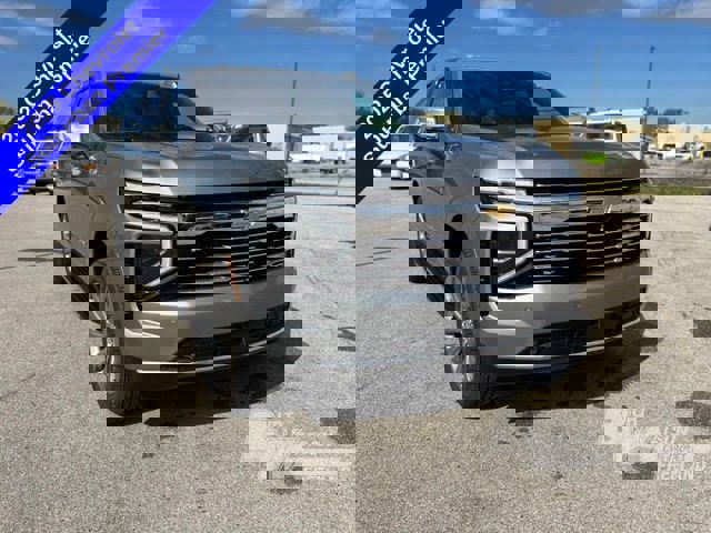 New 2025 Chevrolet Suburban Premier w/ Sun And Tow Package image 8