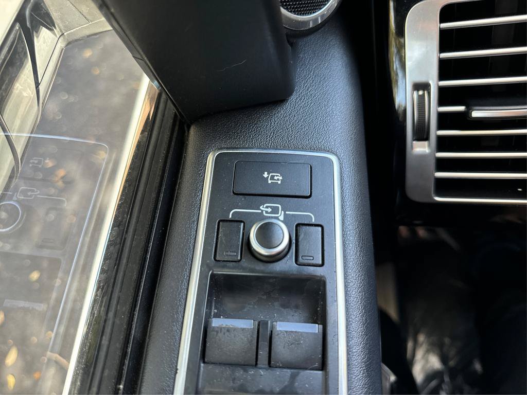 Used 2016 Land Rover Range Rover HSE AWD/4WD image 31
