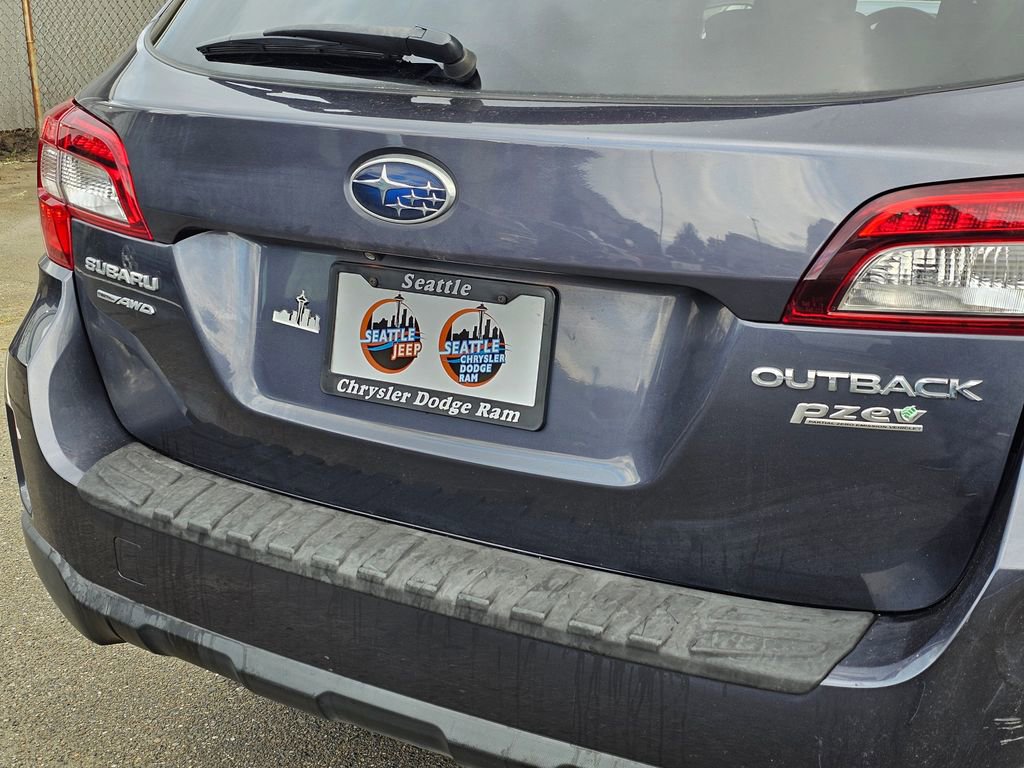 Used 2015 Subaru Outback 2.5i Premium AWD/4WD image 13