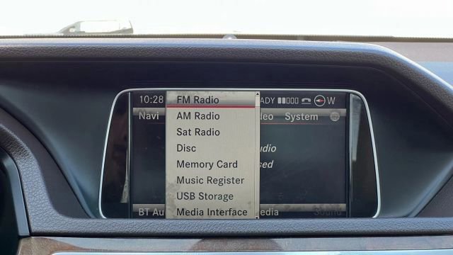 Used 2015 Mercedes-Benz E 350 4MATIC Sedan image 40