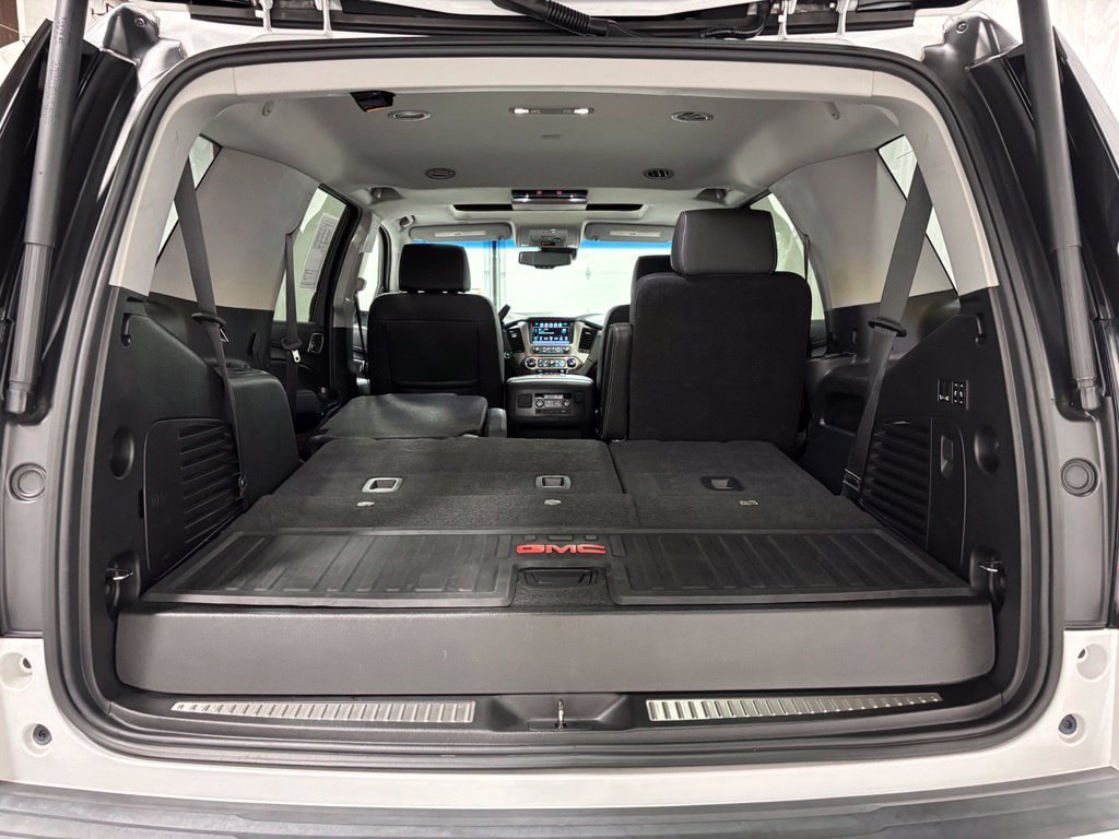Used 2019 GMC Yukon Denali w/ Open Road Package AWD/4WD image 53
