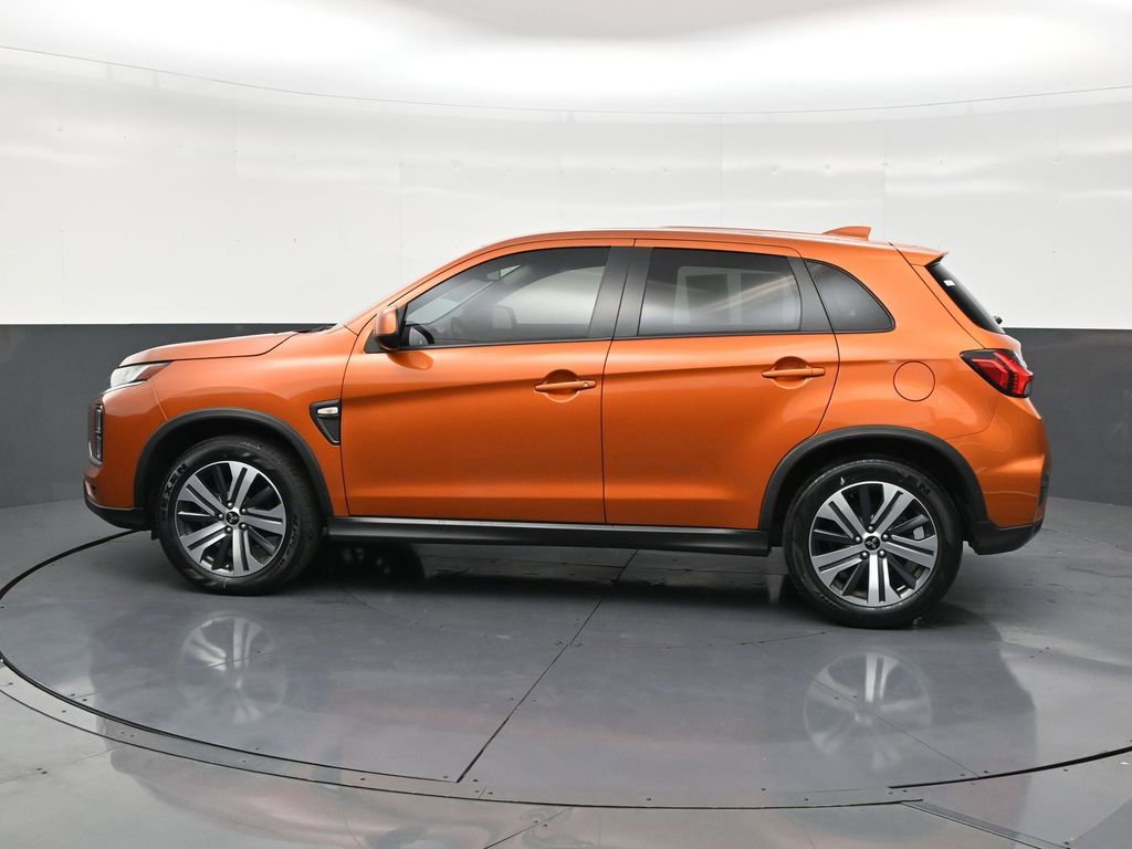 Used 2022 Mitsubishi Outlander Sport ES image 2