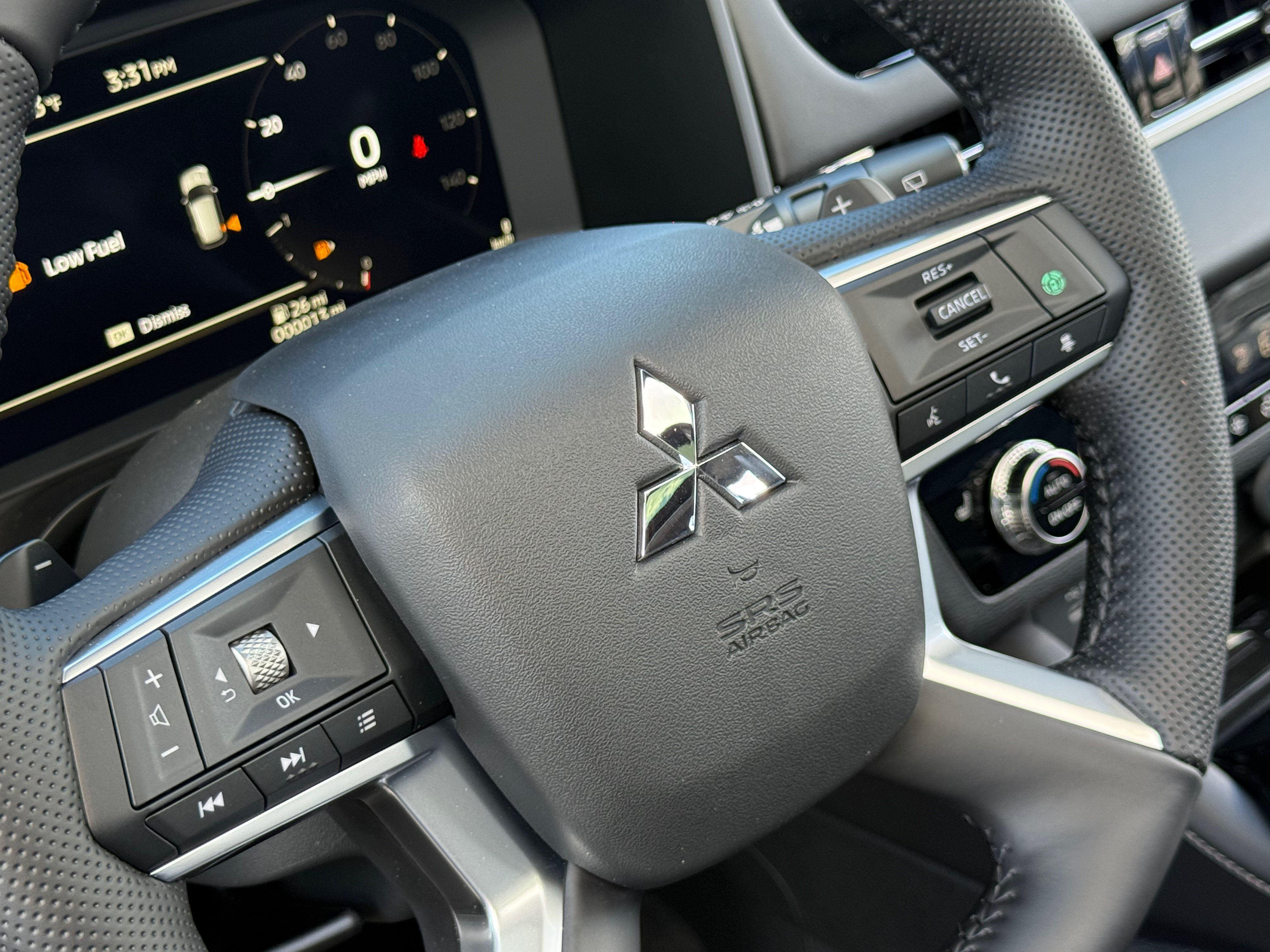 New 2026 Mitsubishi Outlander SE FWD image 5