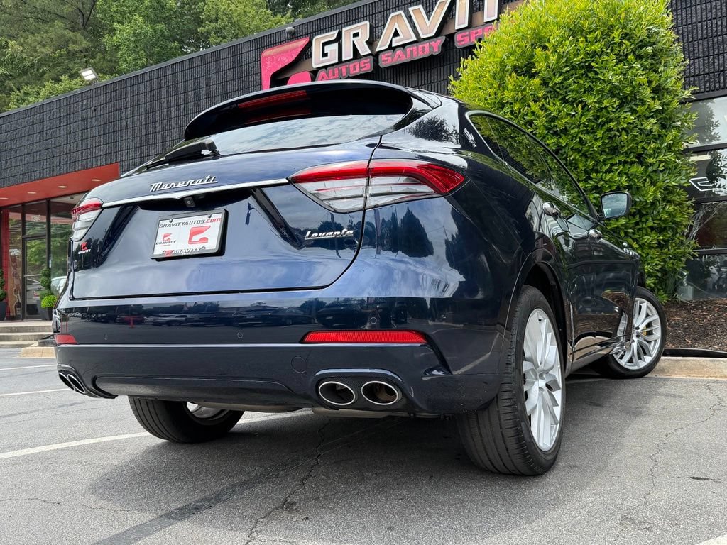 Used 2022 Maserati Levante GT AWD/4WD image 13