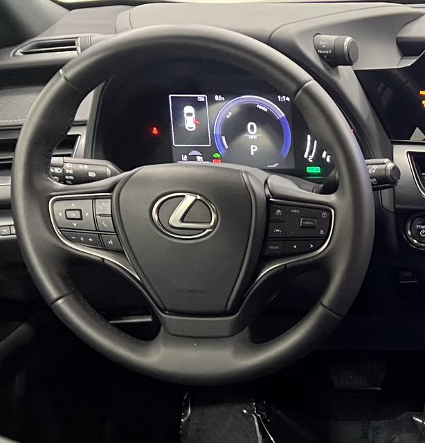Certified 2025 Lexus UX 300h FWD image 15