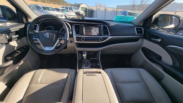 Used 2019 Toyota Highlander Limited AWD image 13
