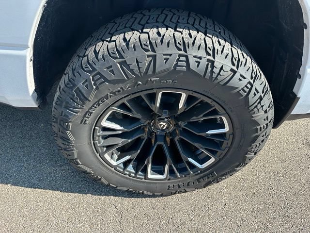Used 2023 RAM 1500 Laramie AWD/4WD image 7