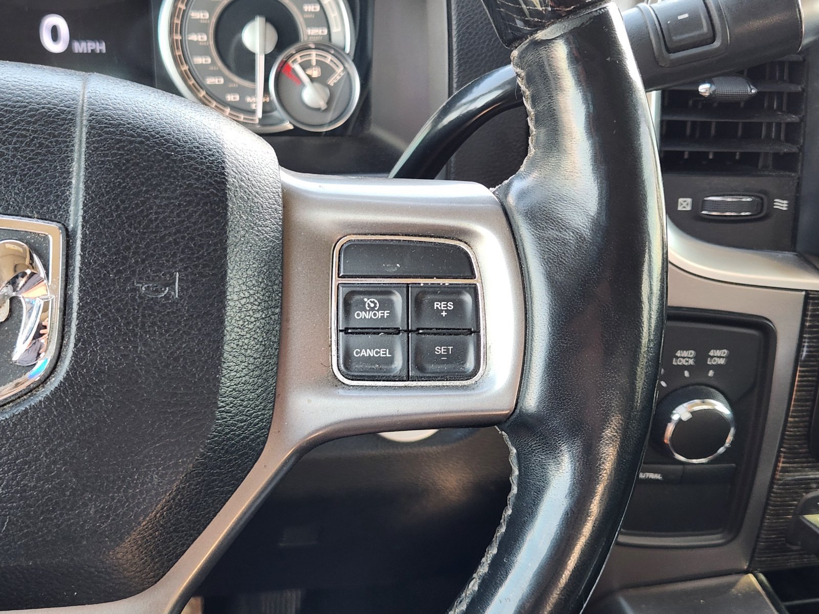 Used 2015 RAM 2500 Limited AWD/4WD image 35