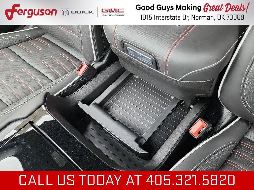 New 2026 GMC Yukon XL AT4 Ultimate AWD/4WD image 39