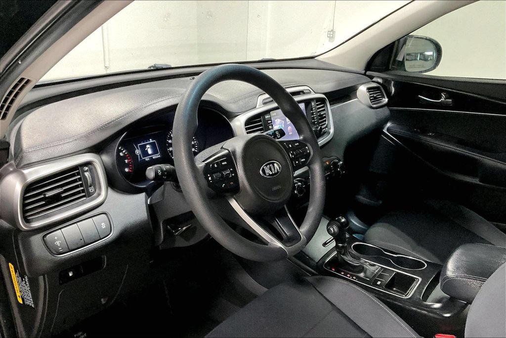 Used 2016 Kia Sorento L FWD image 16