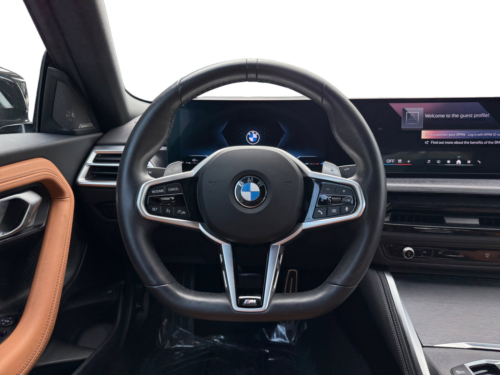 Used 2025 BMW 230i Coupe w/ M Sport Package image 12