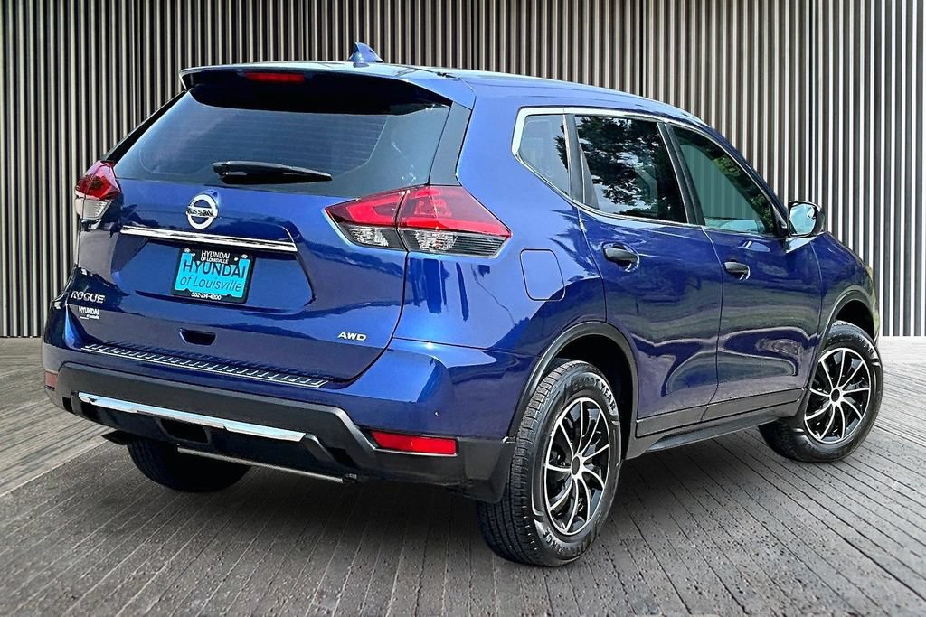 Used 2018 Nissan Rogue S AWD/4WD image 13
