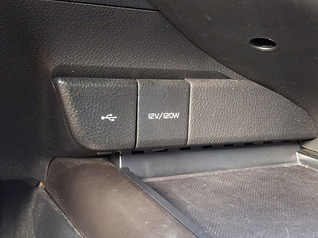 Used 2021 Toyota Camry LE image 23