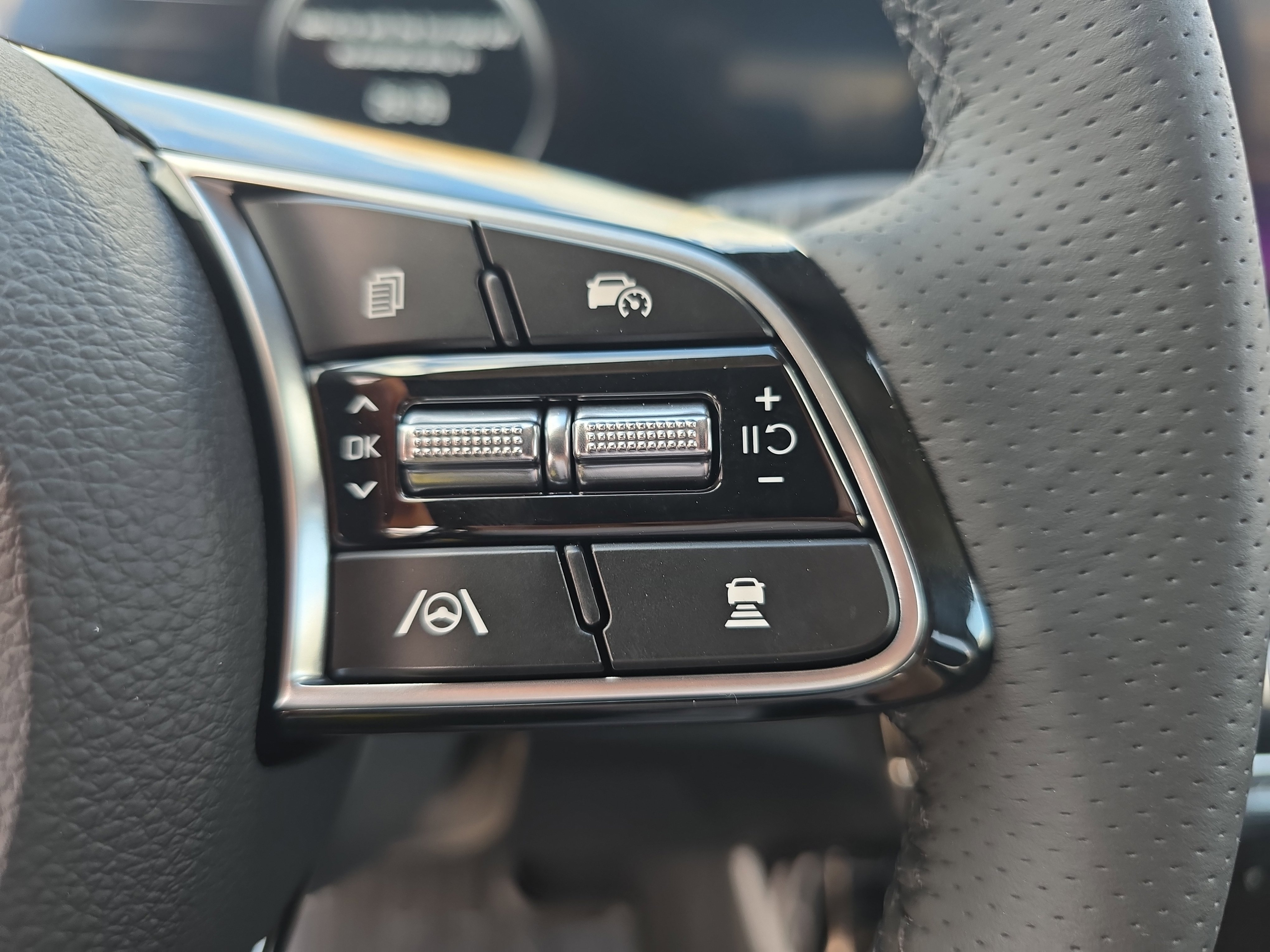 New 2026 Kia Seltos SX image 19