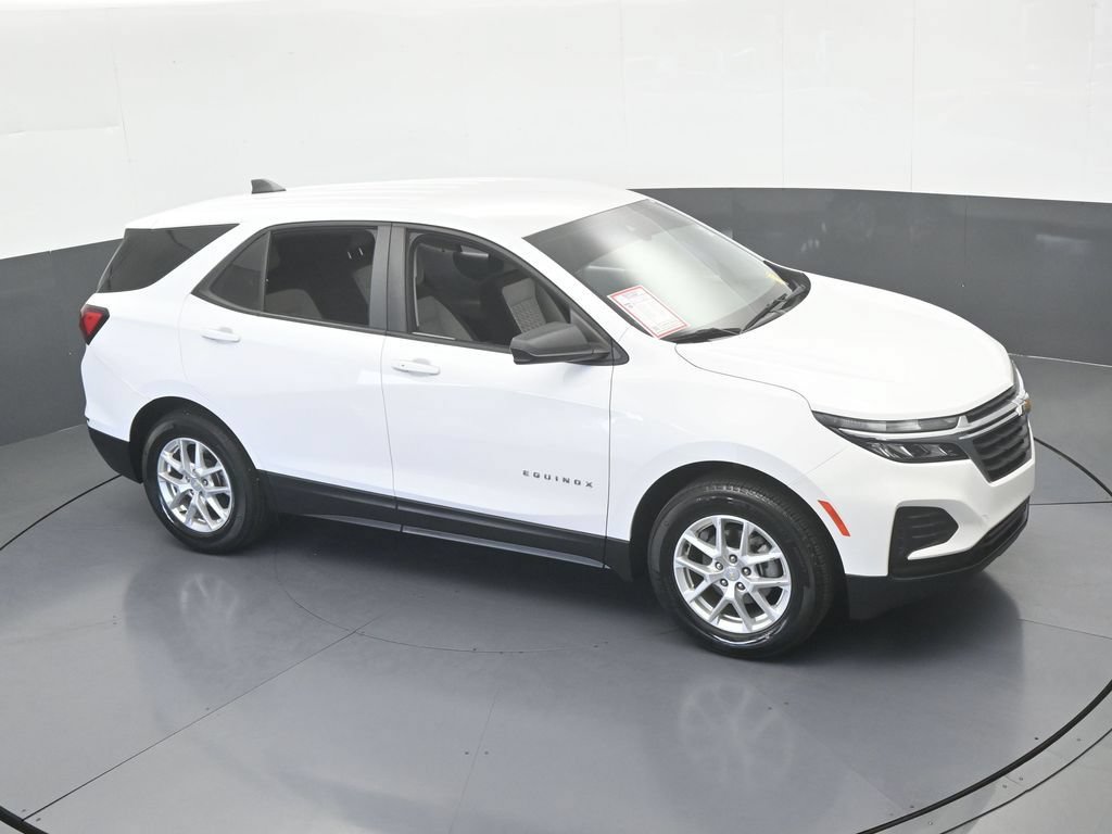 Used 2024 Chevrolet Equinox LS FWD image 47
