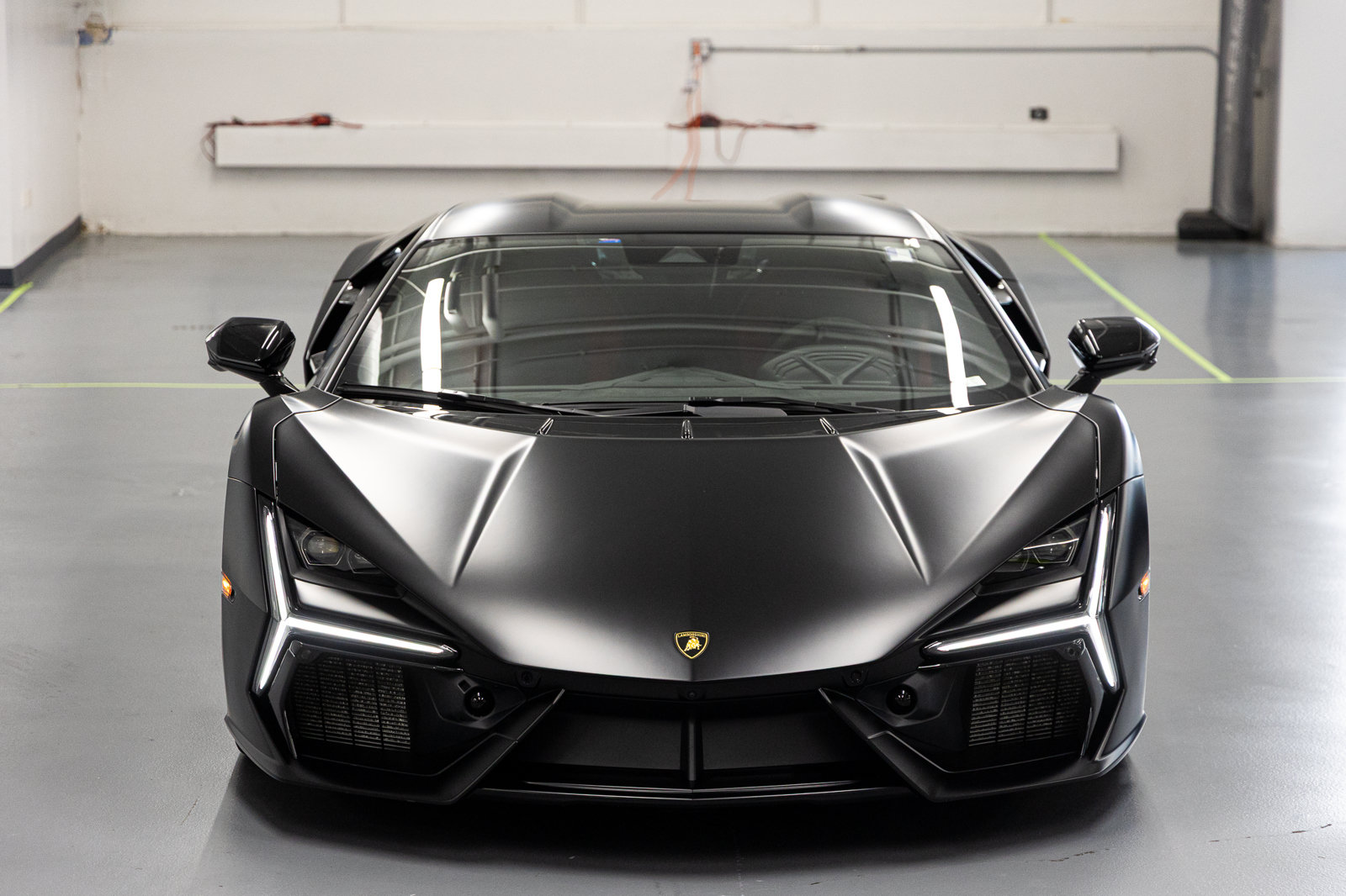 Used 2024 Lamborghini Revuelto AWD/4WD image 14