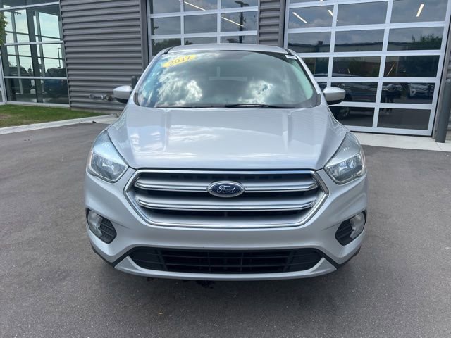 Used 2017 Ford Escape SE AWD/4WD image 2
