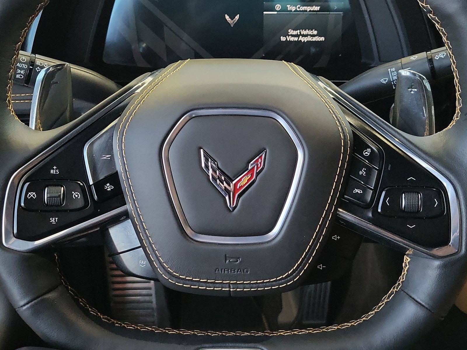 Used 2025 Chevrolet Corvette Z06 RWD image 11