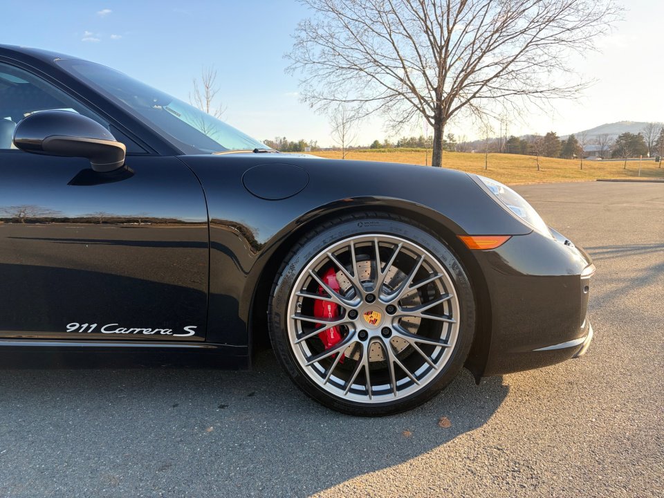 Used 2017 Porsche 911 Carrera S image 11