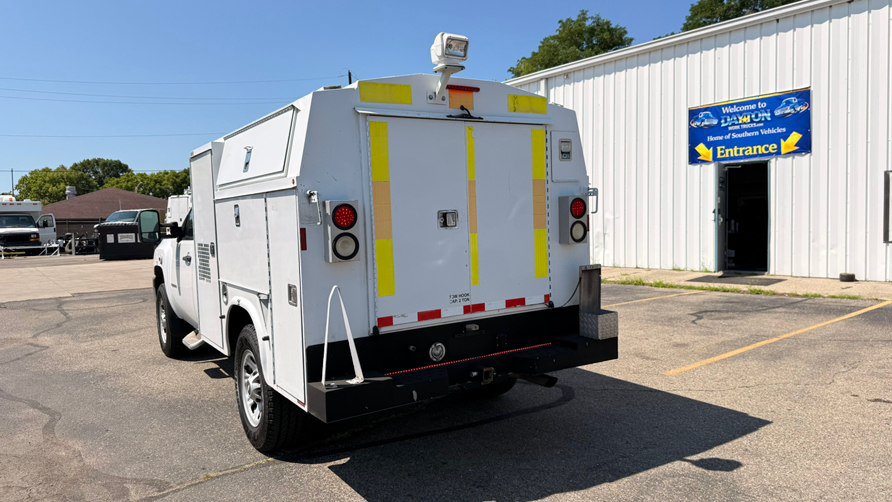 Used 2013 Chevrolet Silverado 3500 W/T RWD image 3