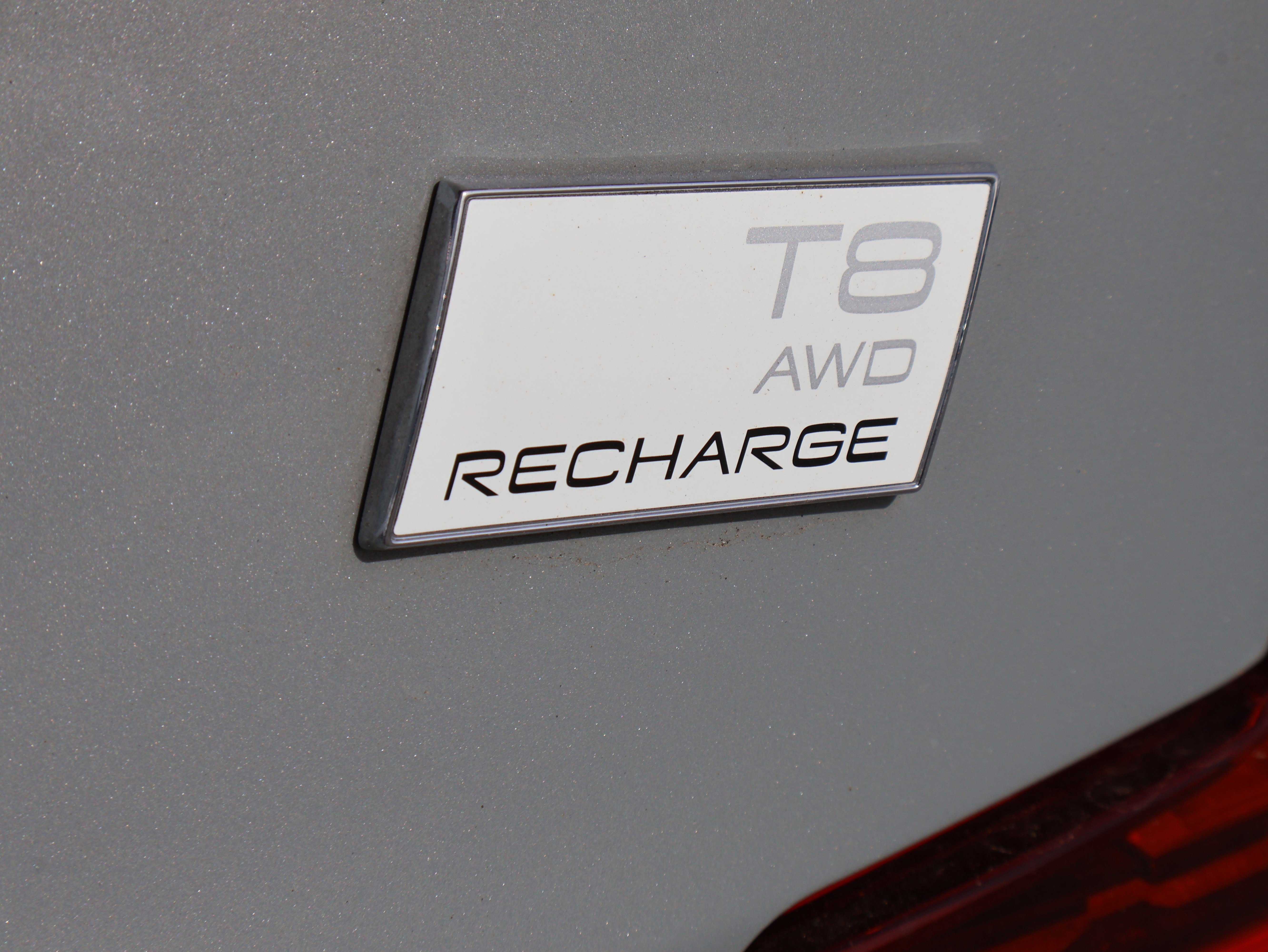 Used 2024 Volvo S60 T8 Plus w/ Climate Package image 17