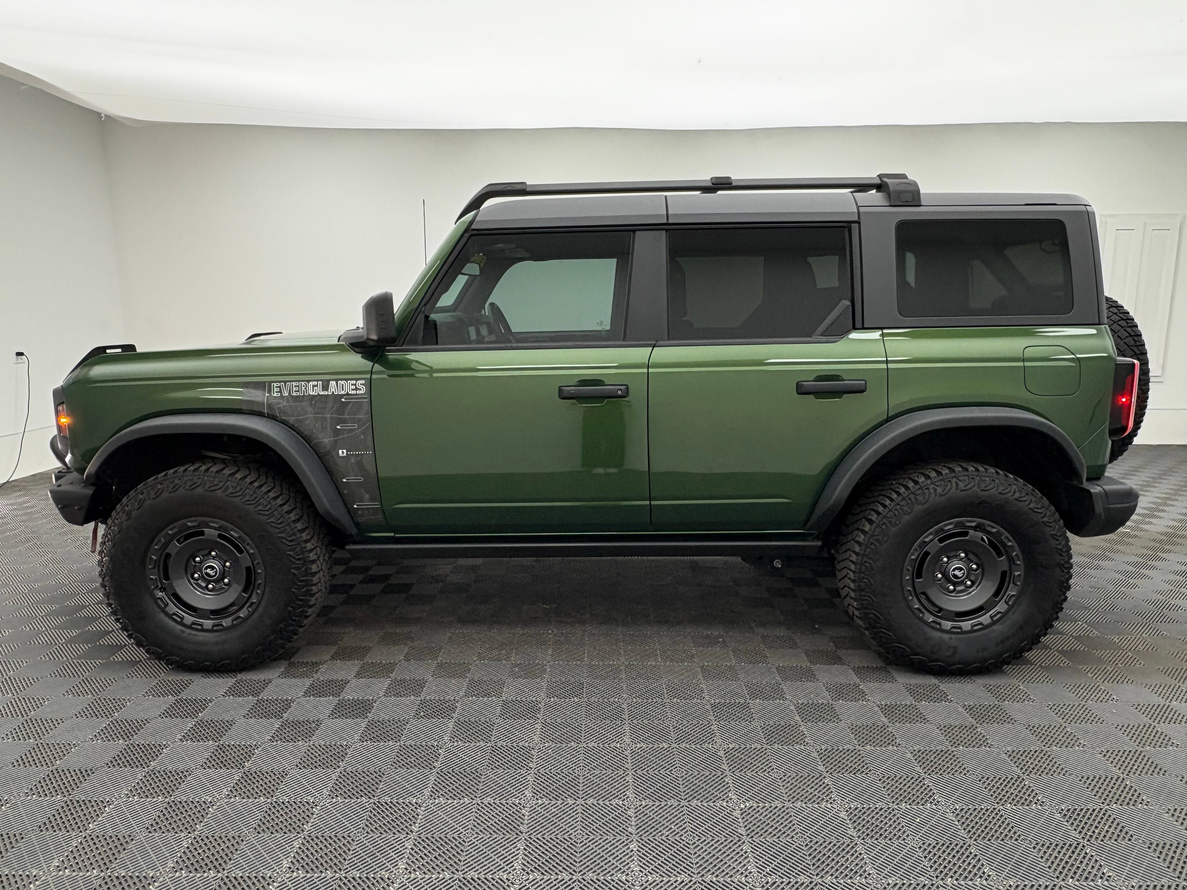 Used 2024 Ford Bronco Everglades AWD/4WD image 13