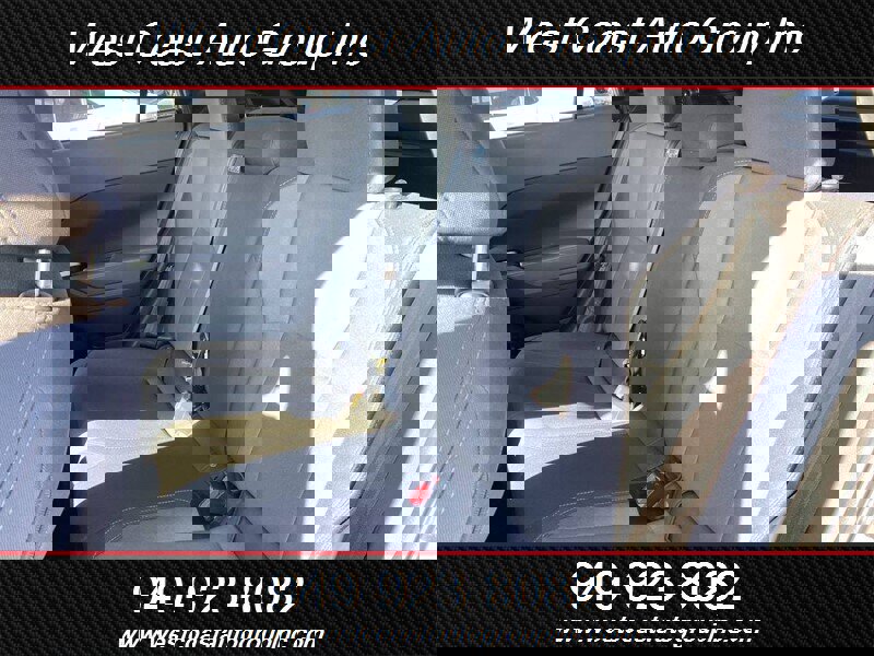 Used 2025 Subaru Crosstrek 2.0i image 11