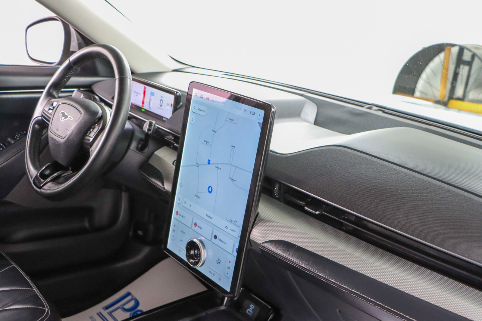 Used 2022 Ford Mustang Mach-E Select image 25