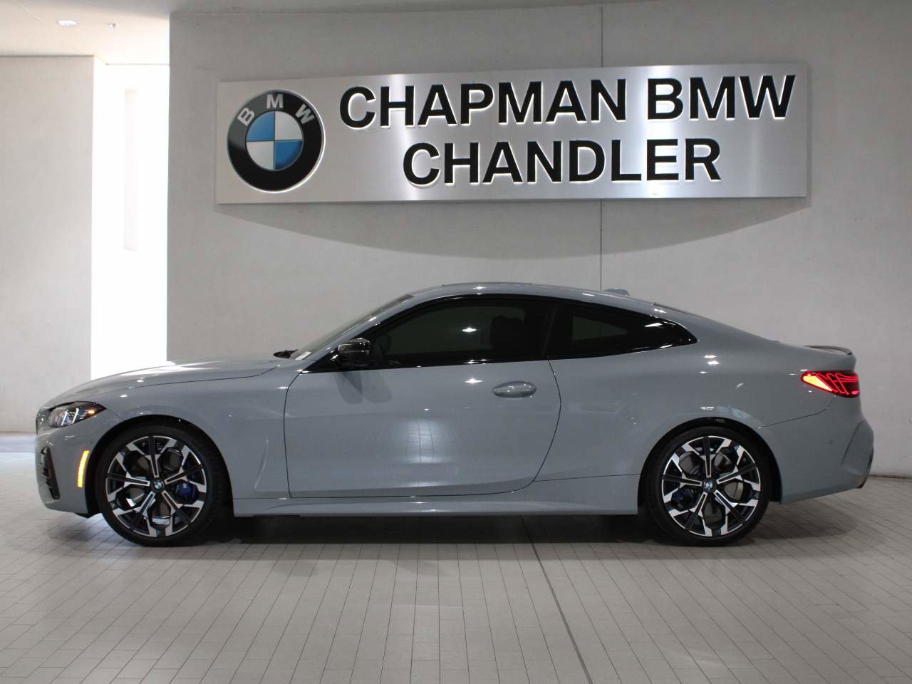 Used 2025 BMW 430i Coupe w/ M Sport Package image 3