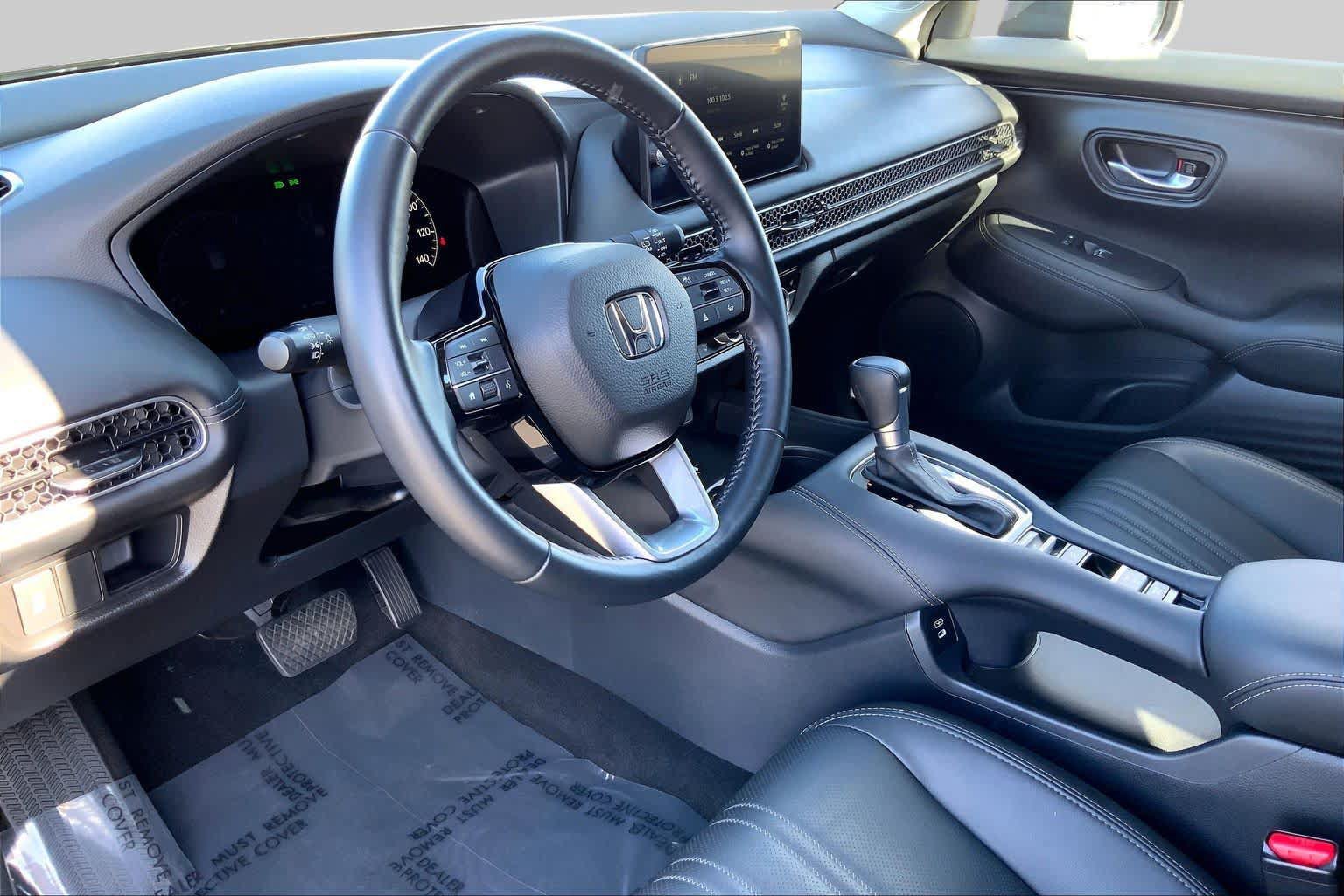 Used 2026 Honda HR-V EX-L image 17