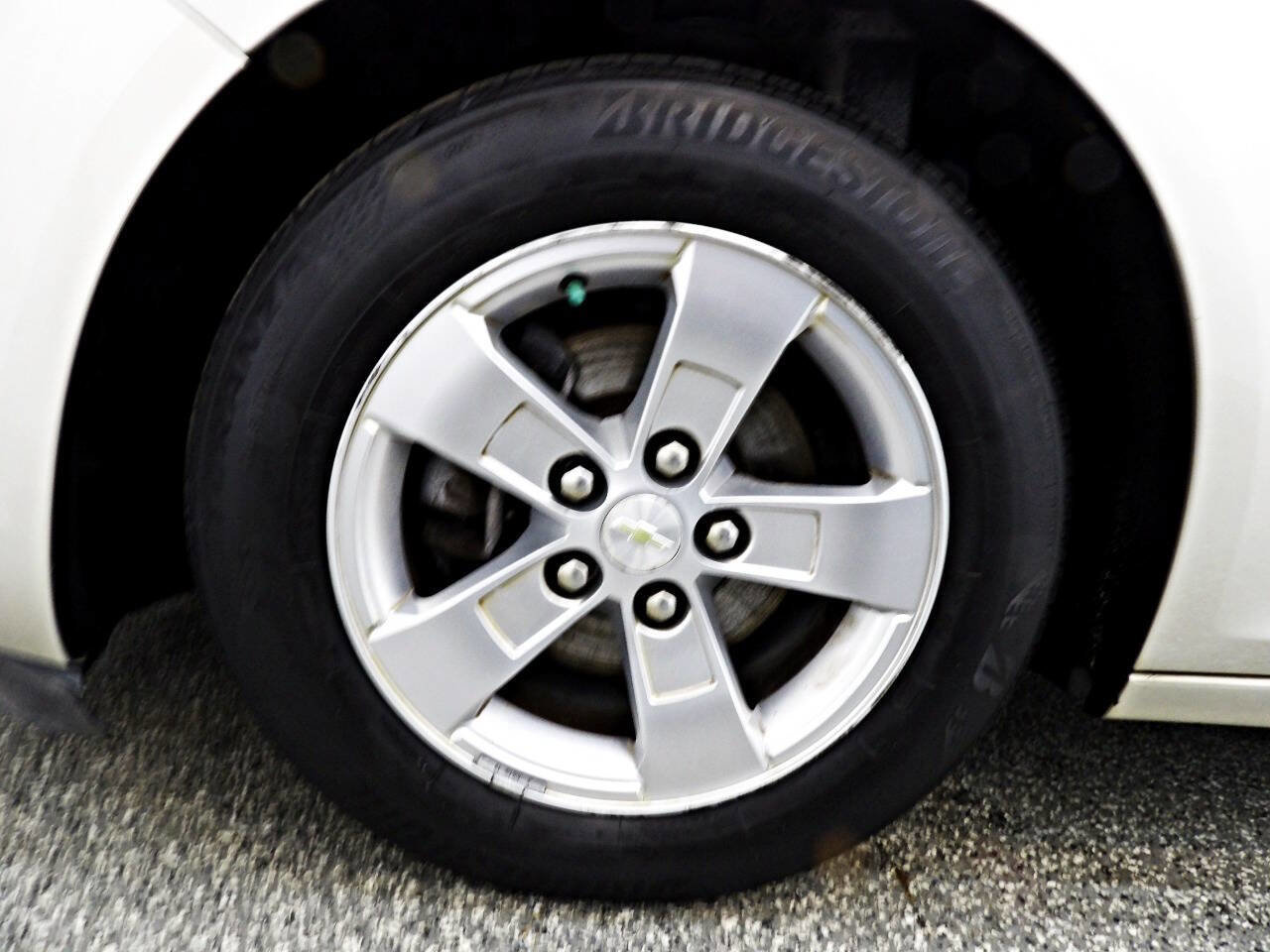 Used 2013 Chevrolet Malibu LS image 19