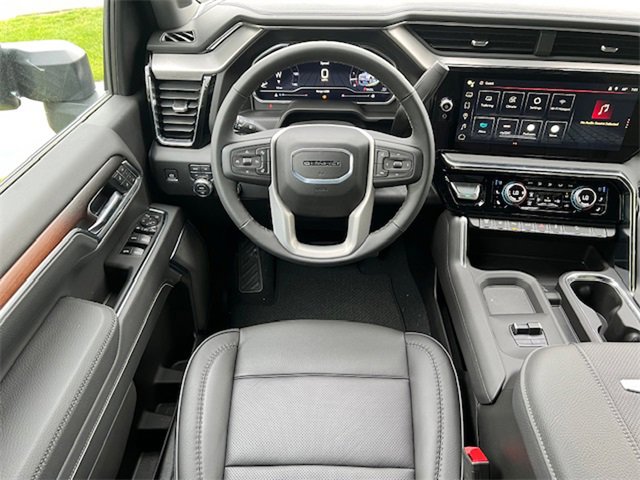 New 2025 GMC Sierra 3500 Denali w/ Denali Reserve Package image 28