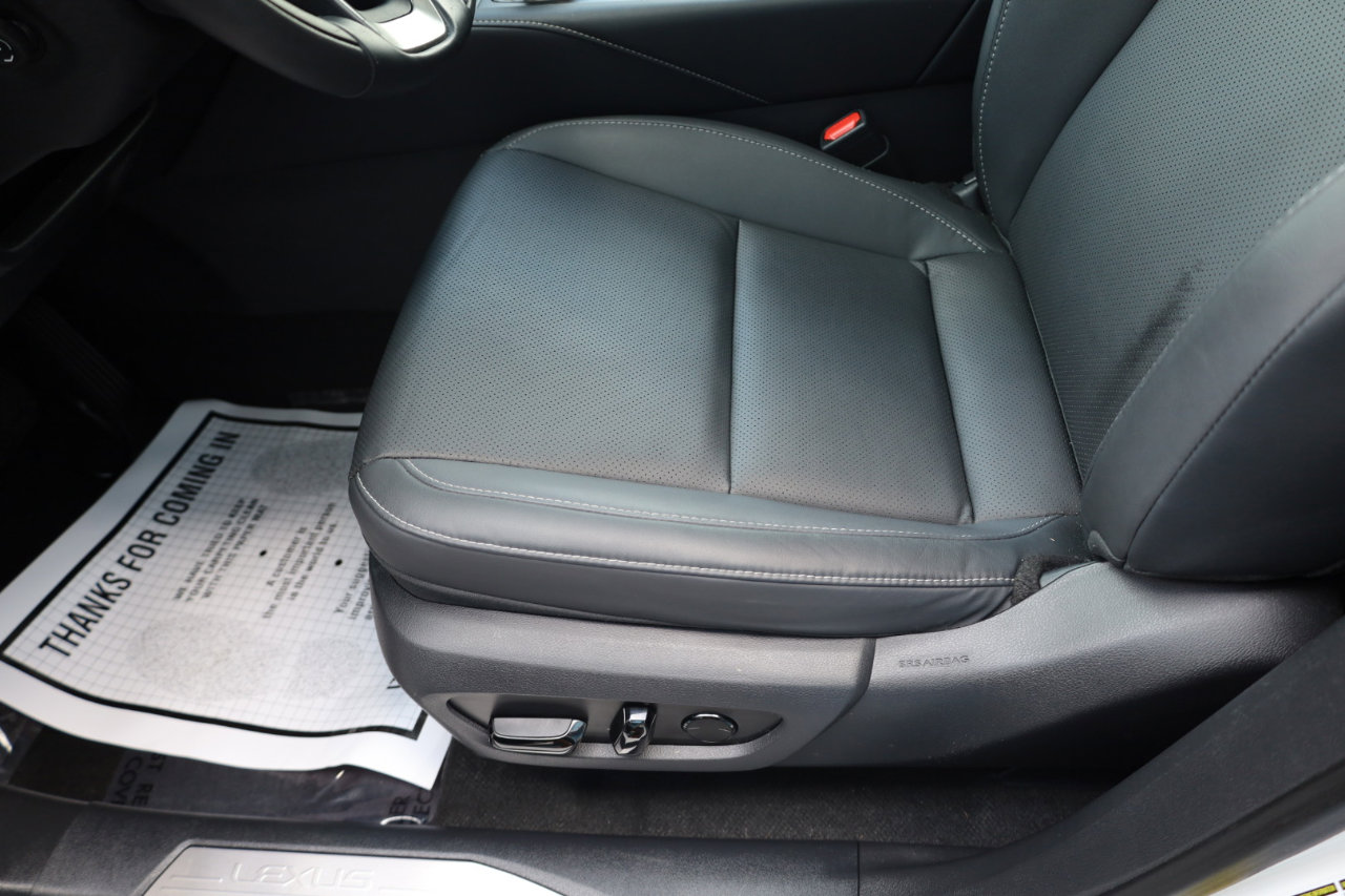 Used 2024 Lexus RX 350 FWD image 6