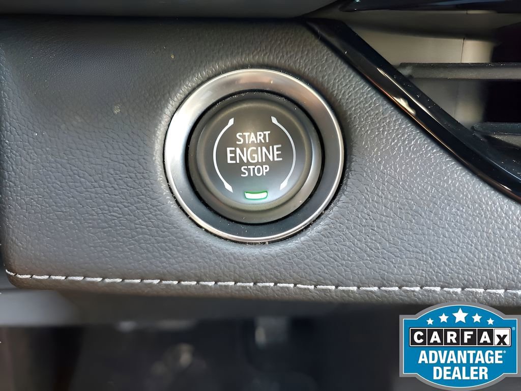 Used 2025 Buick Enclave Sport Touring AWD/4WD image 36