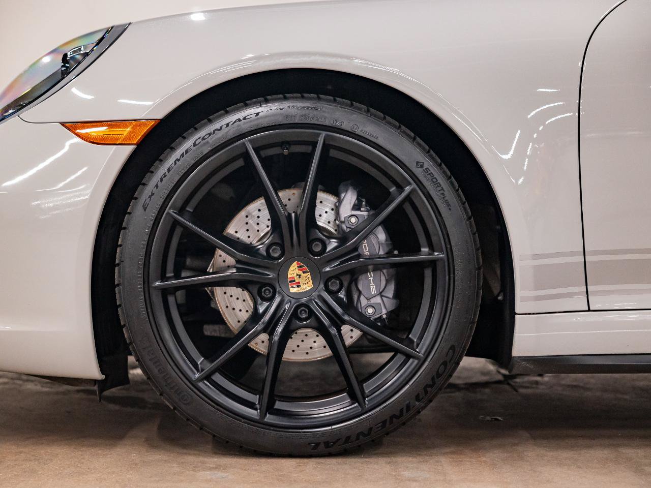 Used 2019 Porsche 911 Carrera 4 AWD/4WD image 28