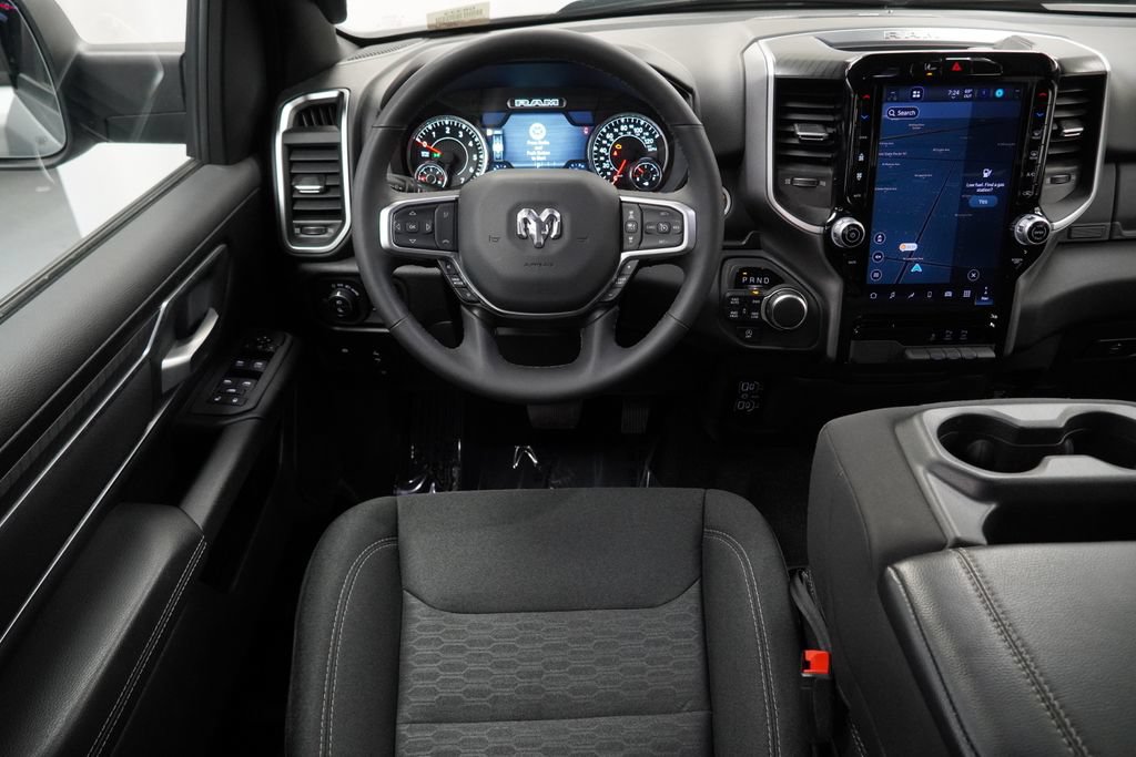 Used 2025 RAM 1500 Big Horn AWD/4WD image 16