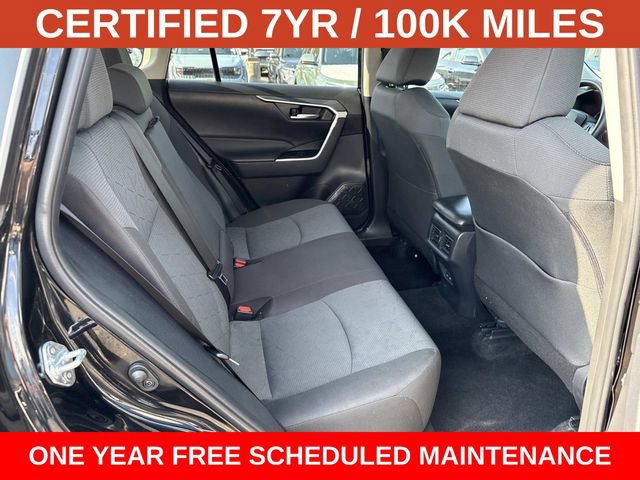 Used 2025 Toyota RAV4 XLE AWD/4WD image 11
