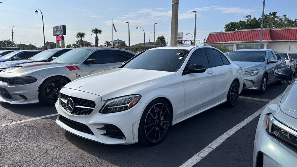 Used 2019 Mercedes-Benz C 300 Sedan image 1
