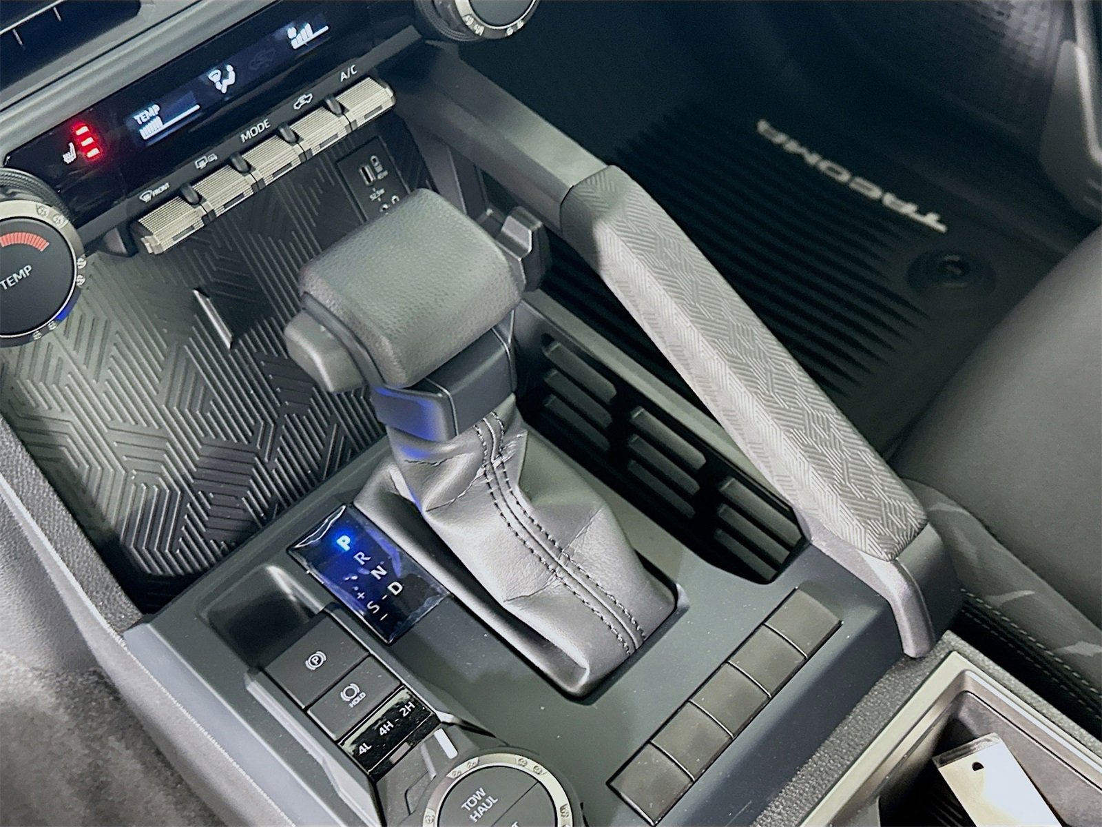 New 2025 Toyota Tacoma SR5 image 17