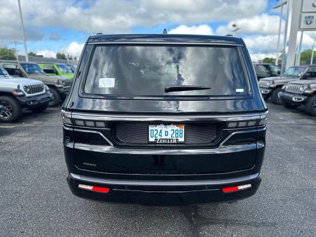 New 2026 Jeep Grand Wagoneer Summit AWD/4WD image 9