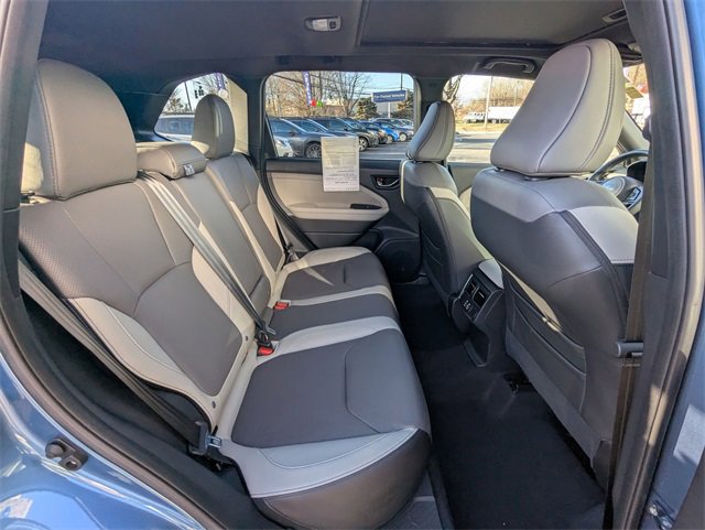 Used 2025 Subaru Forester Limited image 23