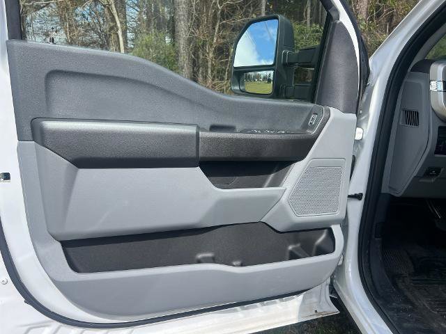Used 2023 Ford F350 XL w/ XL Driver Assist Package image 7