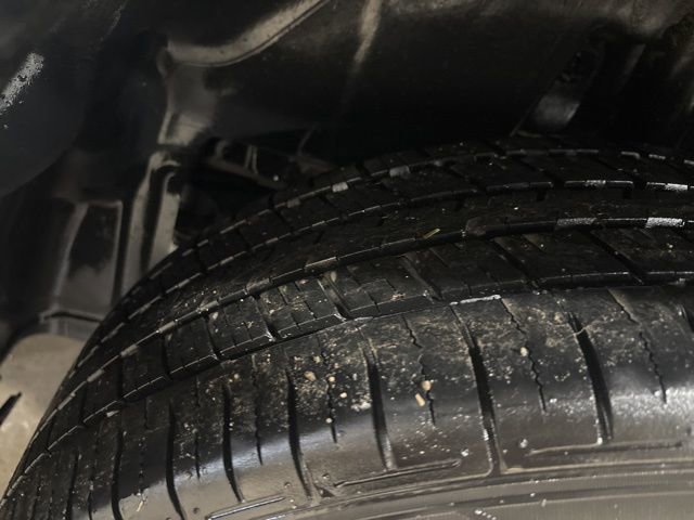 Used 2019 Jeep Cherokee Overland w/ Technology Group image 7