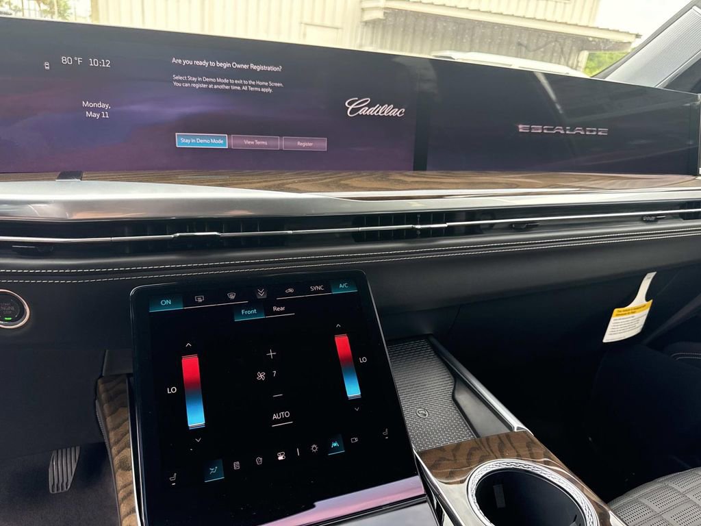 New 2026 Cadillac Escalade Platinum Sport AWD/4WD image 24