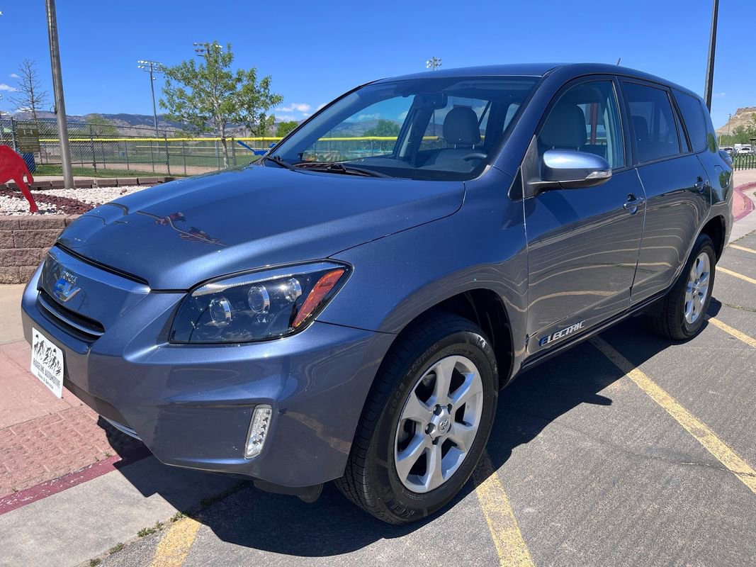 Used 2014 Toyota RAV4 EV FWD image 1