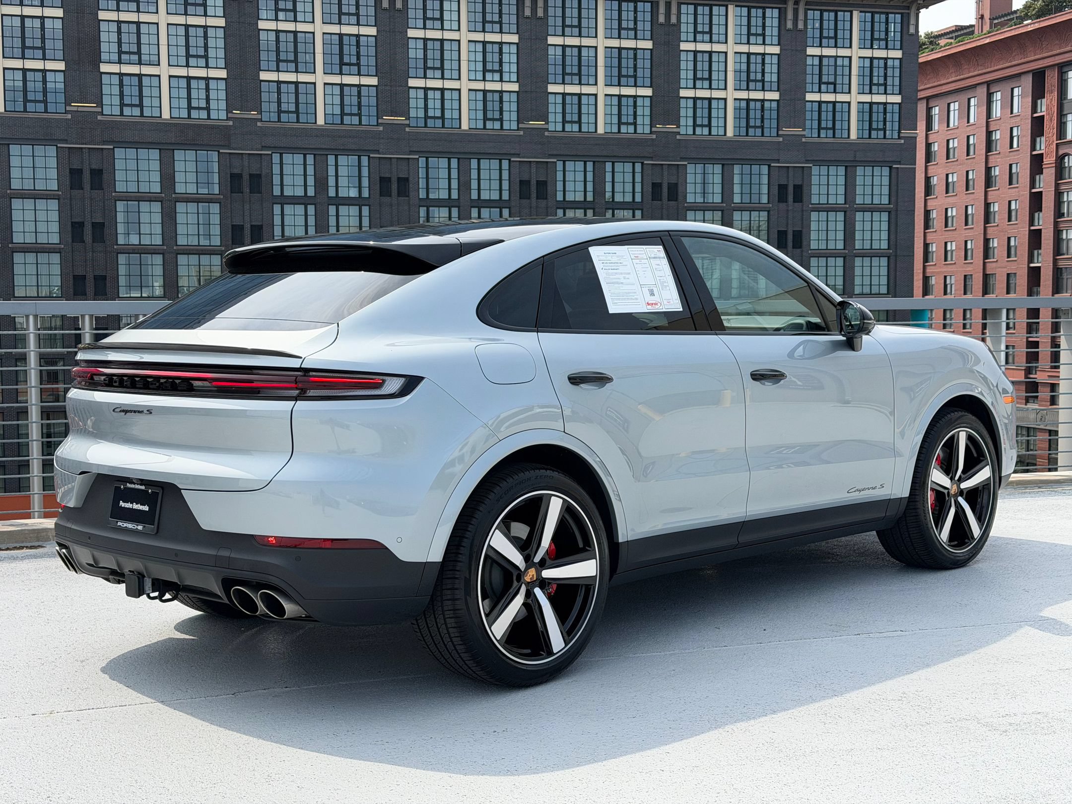 Certified 2026 Porsche Cayenne S AWD/4WD image 9