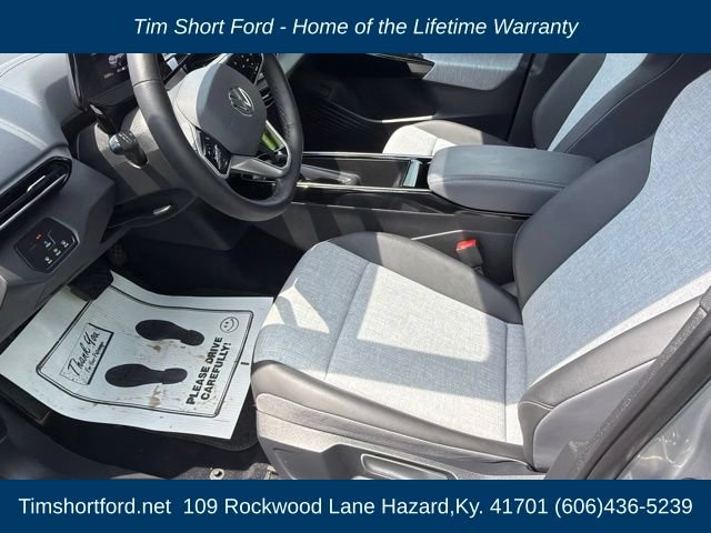 Used 2023 Volkswagen ID.4 Pro AWD/4WD image 9