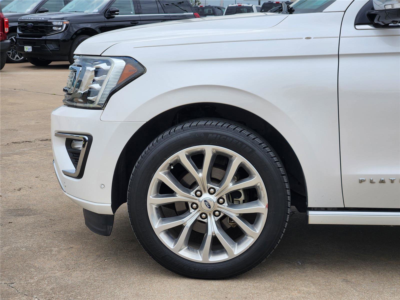 Certified 2019 Ford Expedition Platinum RWD image 7